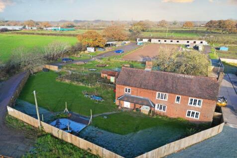 Hob Lane, Balsall Common, CV7 3 bed farm house for sale
