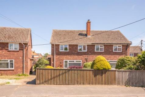 2 bedroom semi-detached house for sale