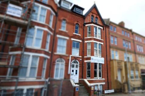 South Cres, Llandrindod Wells LD1 5 bed terraced house for sale