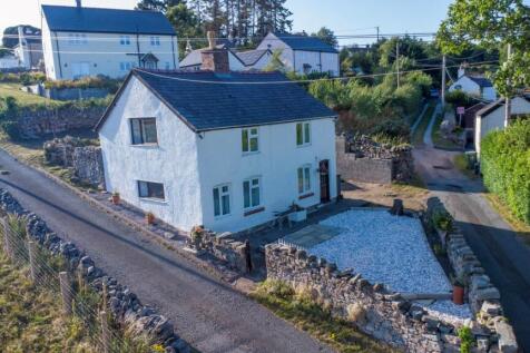 Maes Mawr Road, Garth LL20 3 bed cottage for sale