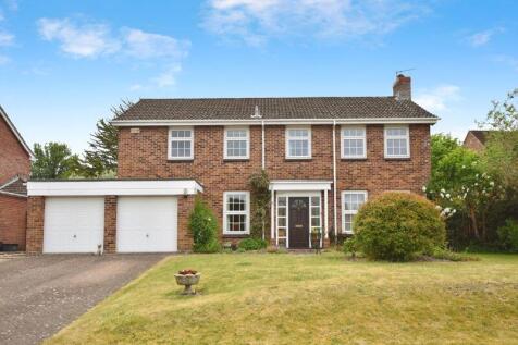 Laverstock Park West, Salisbury      ... 4 bed detached house for sale
