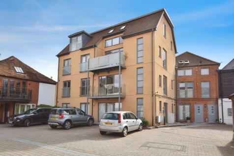 Holt Court, Brown Street             ... 2 bed apartment for sale