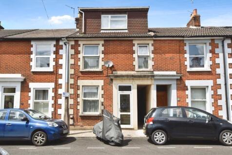 Hamilton Road, Salisbury             ... 4 bed terraced house for sale