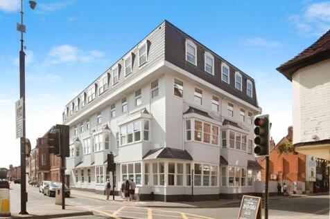 New Street, Salisbury                ... 2 bed apartment for sale