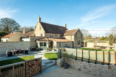 4 bedroom semi-detached house for sale