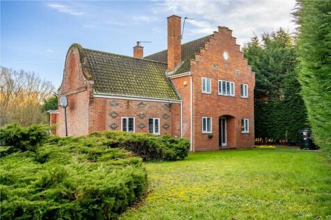 Ipswich Road, Newton Flotman... 6 bed detached house for sale