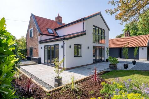 The Street, Bramerton, Norwich... 4 bed detached house for sale