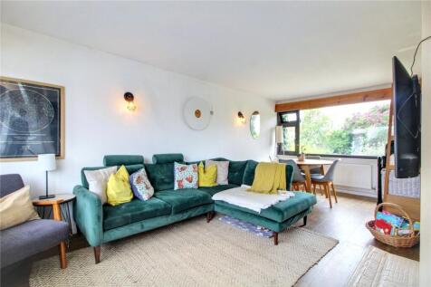 Proctor Close, Chedgrave, Norwich... 3 bed bungalow for sale