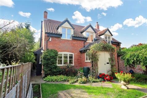 Pitts Hill, Saxlingham Nethergate... 4 bed detached house for sale