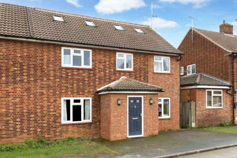 7 bedroom semi-detached house for sale