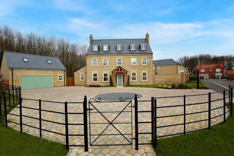 5 bedroom detached house for sale