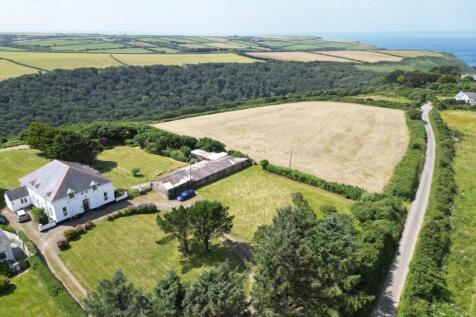 9 bedroom country house for sale