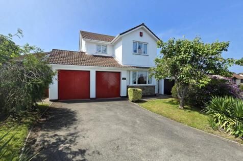 Water Park Road, Bideford 4 bed detached house for sale