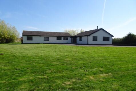 Common Edge Road, Blackpool FY4 3 bed detached bungalow for sale