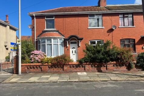 Marlborough Road, Stanley Park FY3 3 bed semi