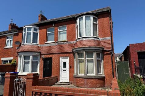 Westmorland Avenue, Blackpool FY1 3 bed end of terrace house for sale