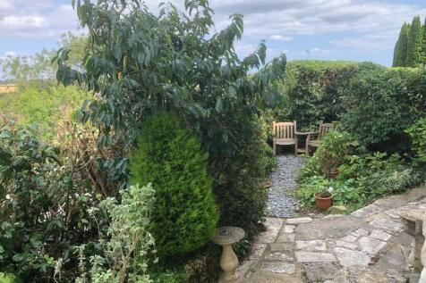 Fordington, Dorchester, Dorset 2 bed apartment for sale