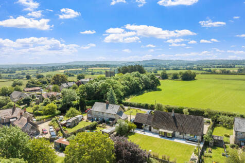 Closworth, Yeovil, Somerset 3 bed bungalow for sale