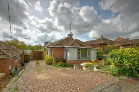 Acremead Road, Wheatley, OX33 3 bed detached bungalow for sale