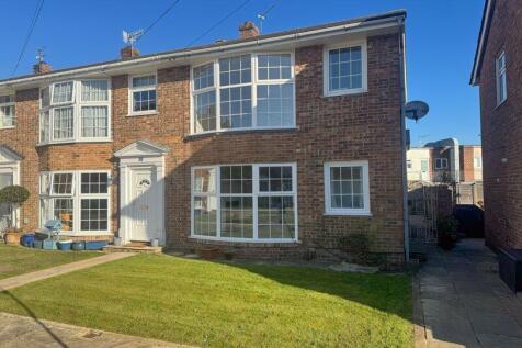 Grassmere Close, Felpham 3 bed terraced house for sale