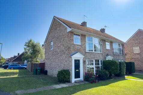 Glynde Crescent, Felpham West Sussex 3 bed semi