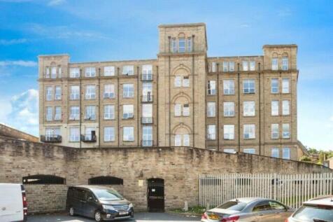 Bradford Road, Dewsbury, West... 1 bed penthouse for sale
