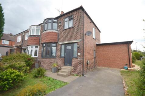 Moor View, Mirfield, West Yorkshire... 3 bed semi
