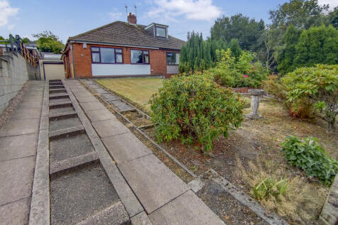 2 bedroom semi-detached bungalow for sale