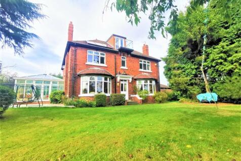 Aberford Road, Wakefield WF3 7 bed detached house for sale
