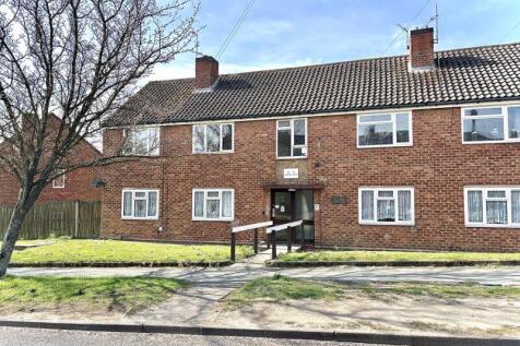 Central Drive, COSELEY, WV14 9EH 1 bed flat for sale