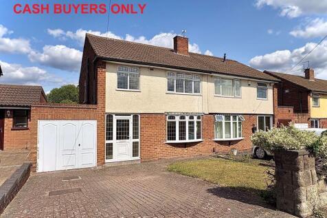 Kipling Avenue, COSELEY, WV14 9PX 3 bed semi