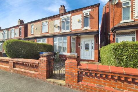 Reddish Vale Road, Stockport SK5 3 bed semi