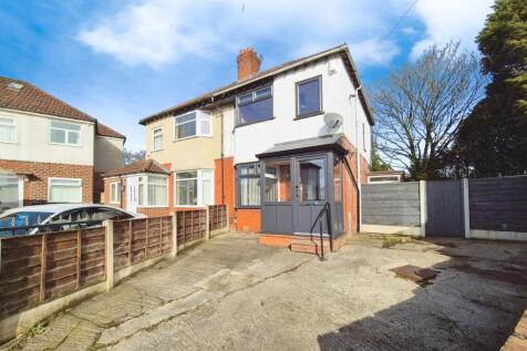 2 bedroom semi-detached house for sale
