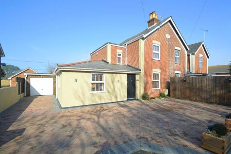 IDEAL FAMILY HOME * APSE HEATH 4 bed semi