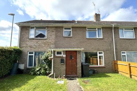 Tarrant Drive, Northmoor, Wareham 5 bed end of terrace house for sale