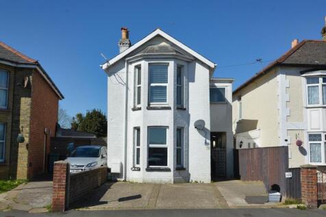 ELMFIELD/ RYDE 3 bed detached house for sale