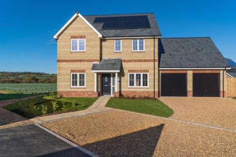 GODSHILL VILLAGE 4 bed detached house for sale