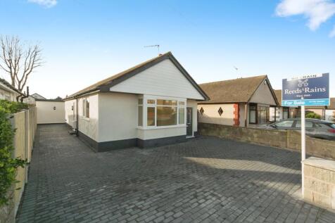 Dyserth Road, Denbighshire LL18 2 bed bungalow for sale