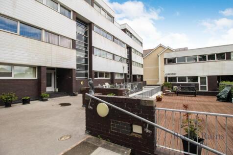 Glendower Court, Denbighshire LL18 2 bed penthouse for sale