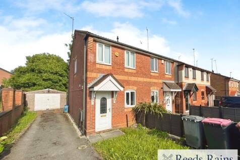 2 bedroom semi-detached house for sale
