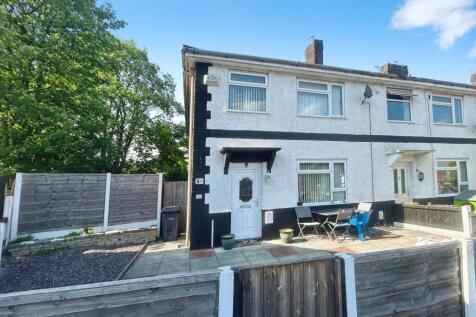 First Avenue, Manchester M27 3 bed end of terrace house for sale