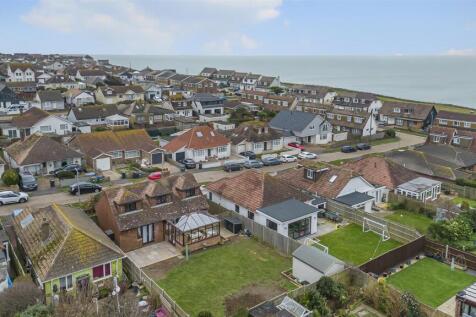 Piddinghoe Avenue, Peacehaven 4 bed detached house for sale