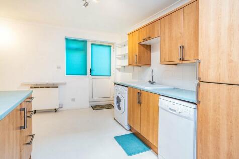 Albion Road, North Yorkshire YO11 2 bed apartment for sale
