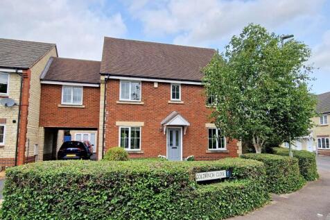 5 bedroom link detached house for sale