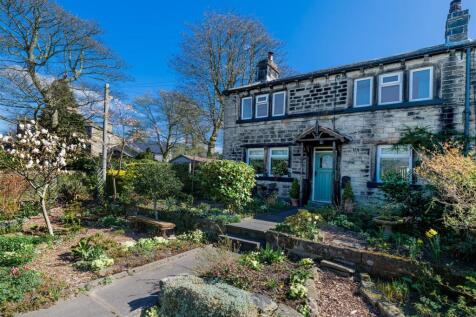 Sheffield Road, Holmfirth HD9 3 bed cottage for sale