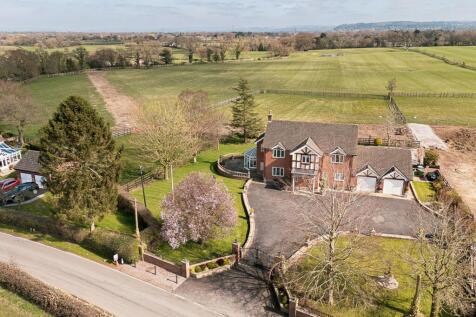 Ancoats Lane, Mobberley, WA16 4 bed detached house for sale
