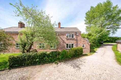 Marbury Road, Anderton, CW9 3 bed barn conversion for sale