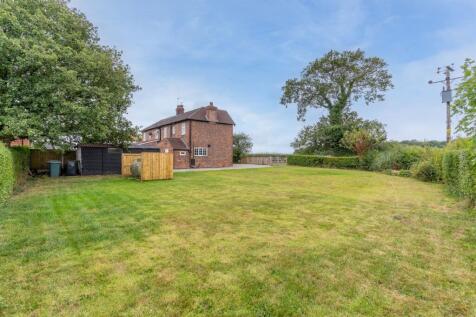 Broad Oak Lane, Mobberley, WA16 3 bed semi