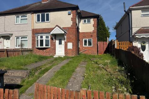 Milton Street, Brierley Hill, West... 3 bed semi