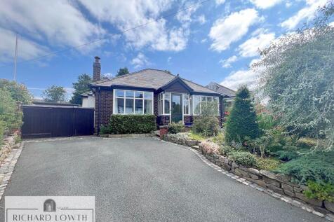 Brookside Avenue, Poynton 3 bed detached bungalow for sale
